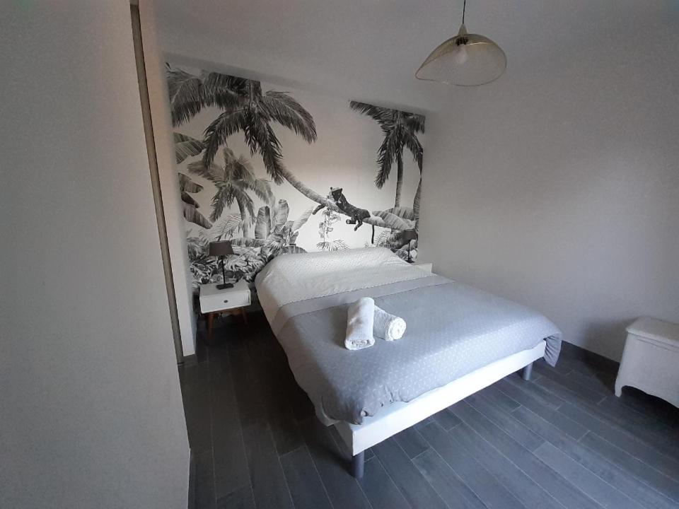 La Petite Bicoque Bed and Breakfast Saint-Suliac Exteriör bild